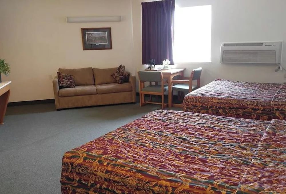 Standard Double Room, 2 Queen Beds, Non Smoking photo 2