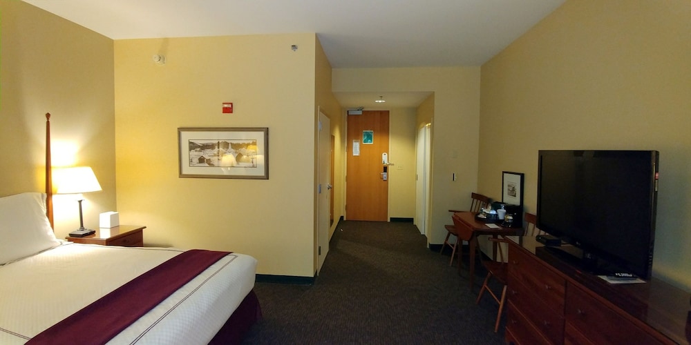Warren Conference Center and Inn, Photo 2