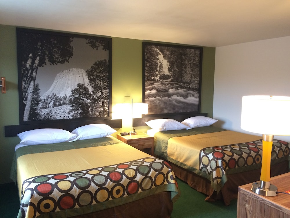 Standard Room, 2 Queen Beds - Photo 4