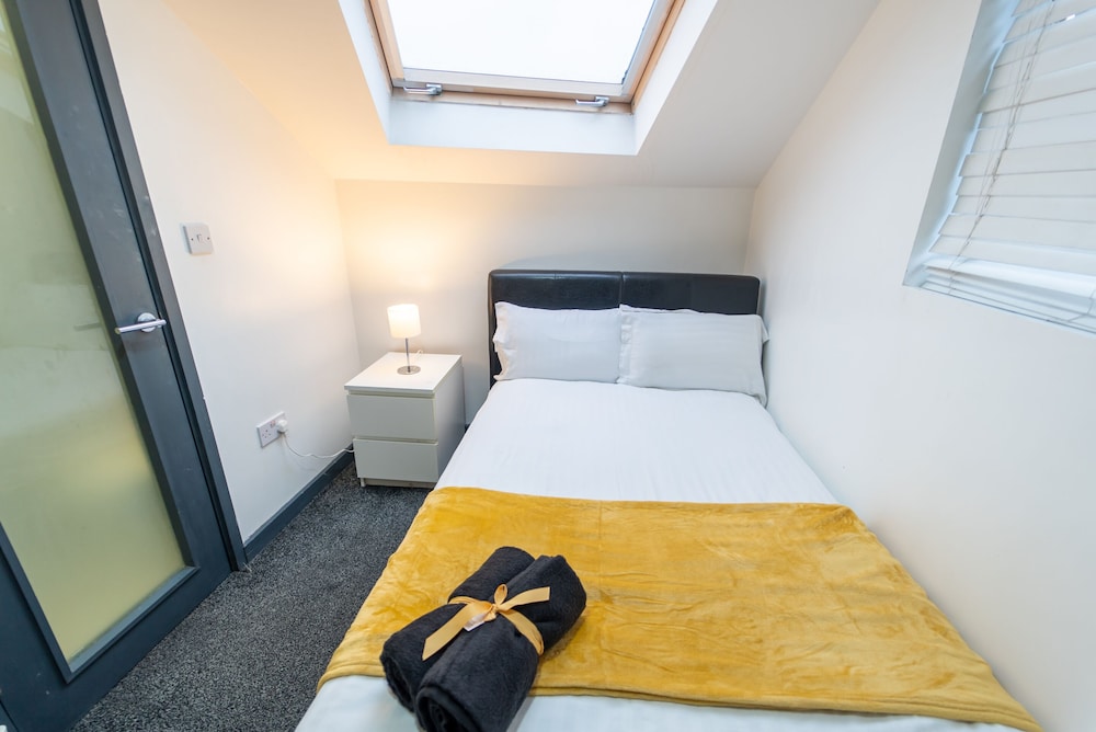 Standard Studio, Ensuite (Studio 10) - Photo 10
