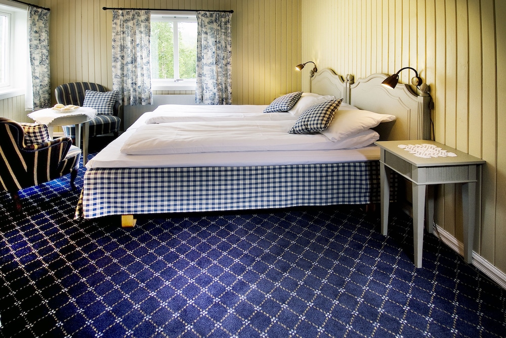 Traditional Double or Twin Room photo 2