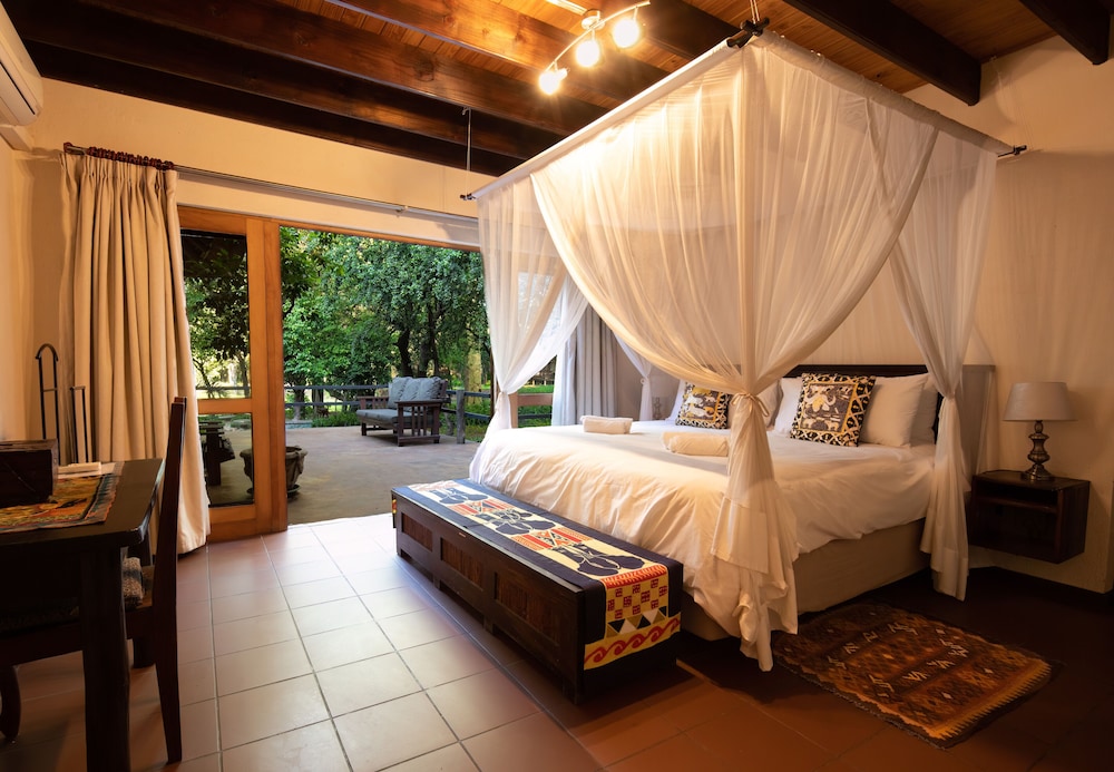 Superior Villa photo 1