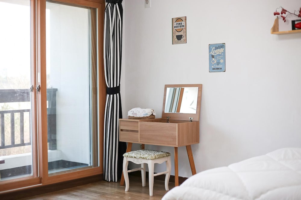 Basic Room, 1 Bedroom (Shapran 201(Ocean View)) - Photo 9