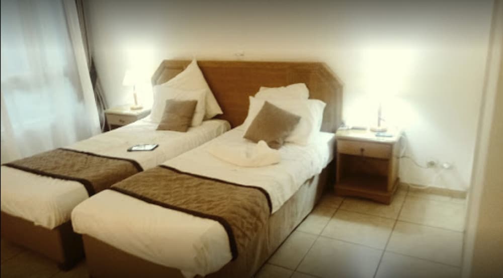Double Room - Photo 1