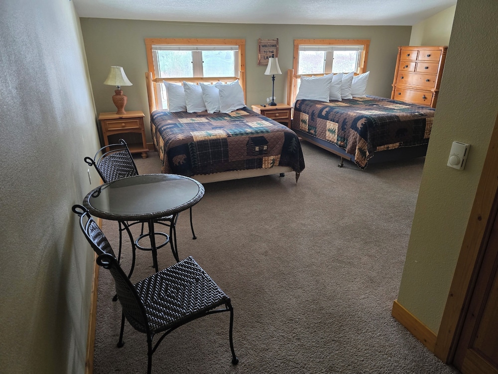 Standard Double or Twin Room photo 1