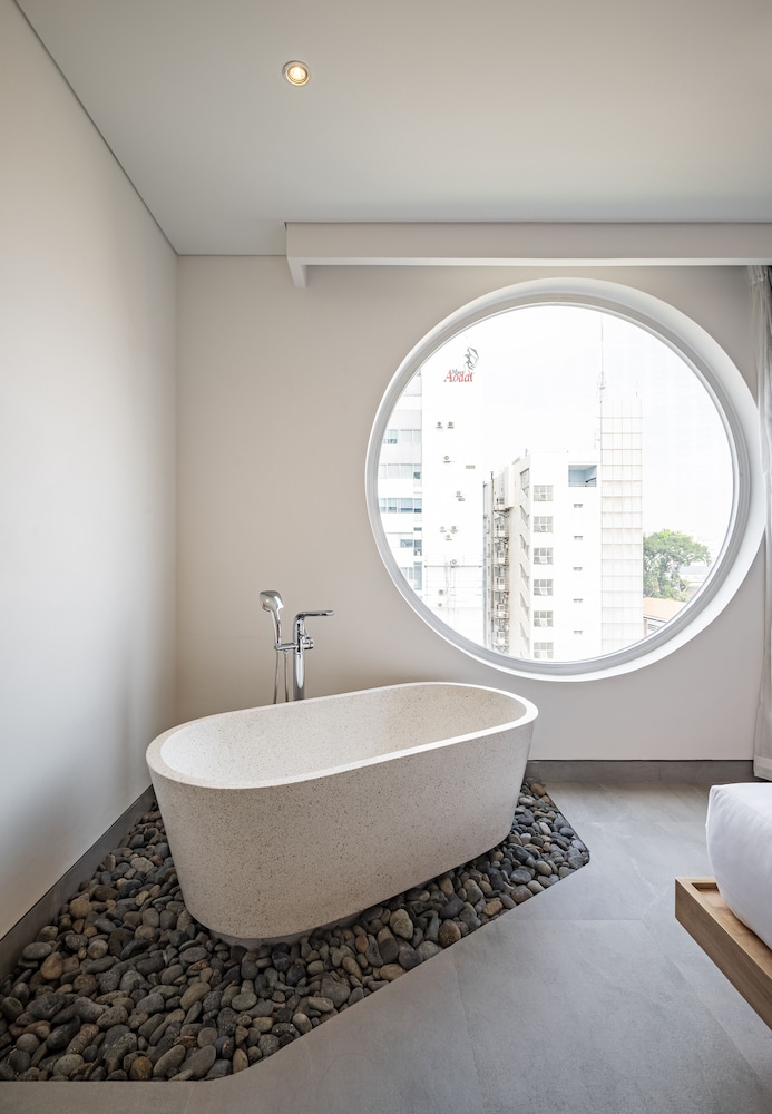 Signature Studio Suite, Non Smoking, City View photo 3
