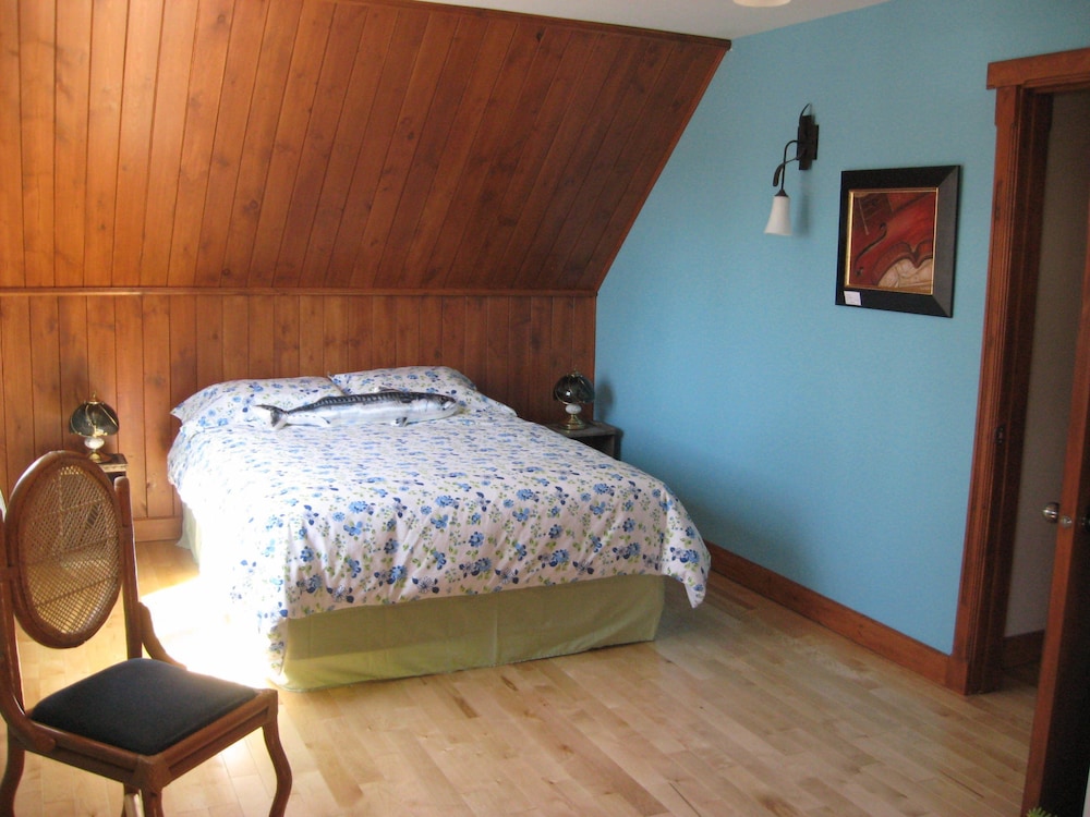 Classic Room, 1 Queen Bed photo 1