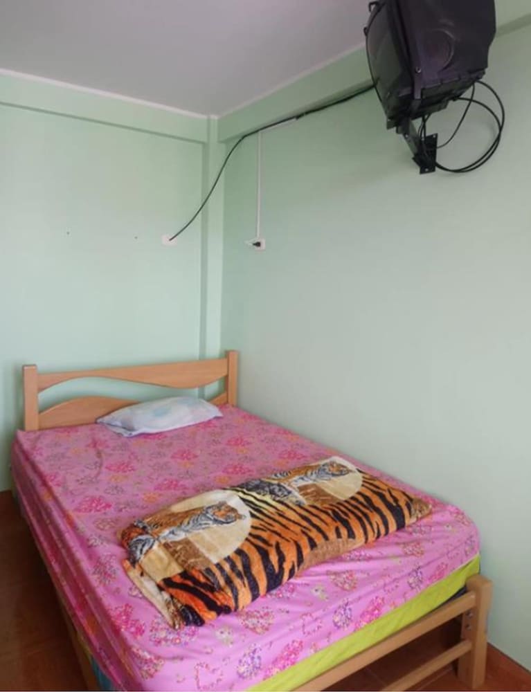 Quadruple Room, Private Bathroom