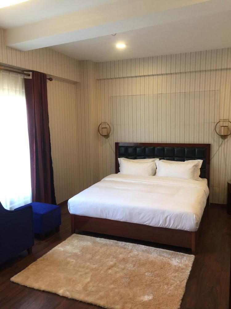 Deluxe Room - Photo 1