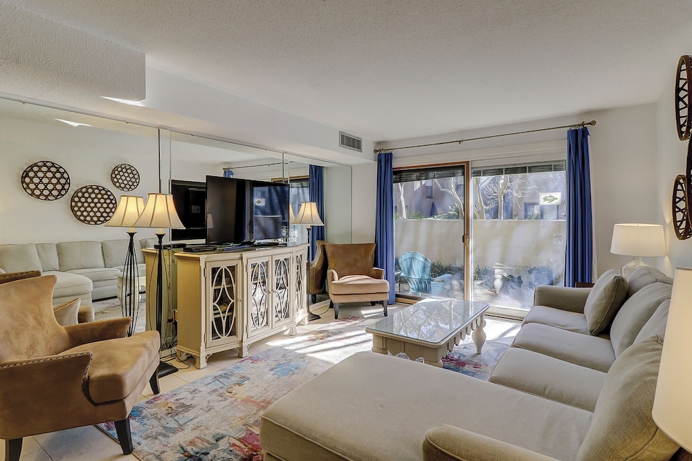 Villa, Multiple Beds, Kitchen, Garden View (830 Ketch Court)