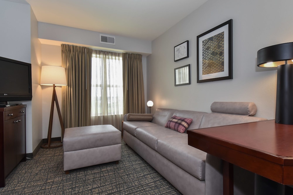 Suite, 1 Bedroom, 2 Queen Beds with a Sofa Bed Non Smoking - Photo 3