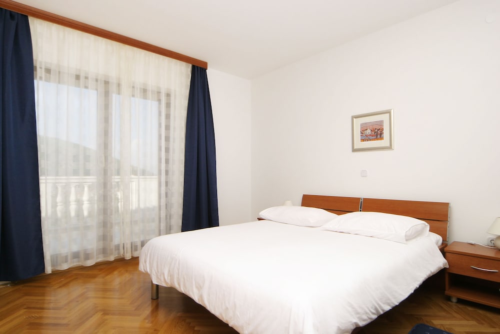 Apartment, 3 Bedrooms, Balcony, Sea View photo 3