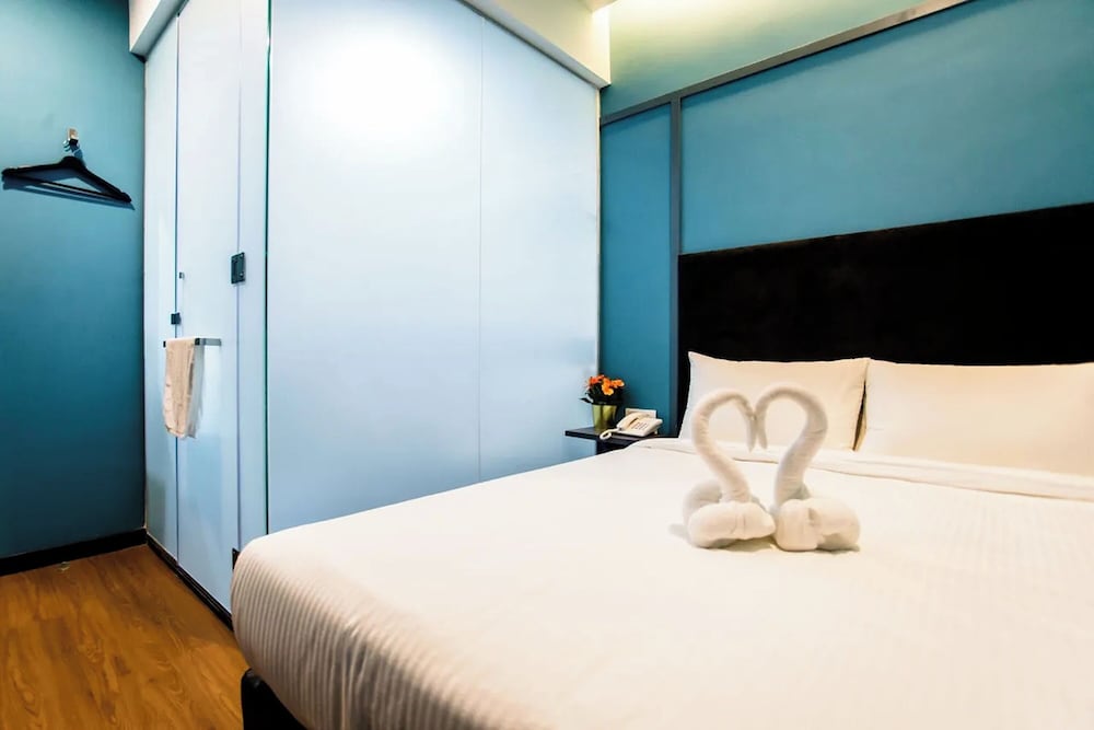 Superior Room, 1 Queen Bed photo 2