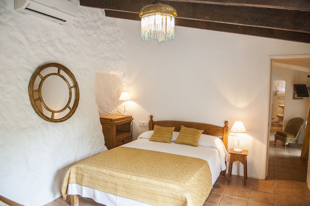 Suite, Garden View