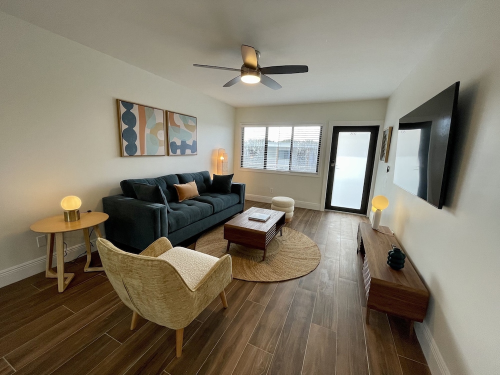 1 Bedroom King Suite Pool View photo 1
