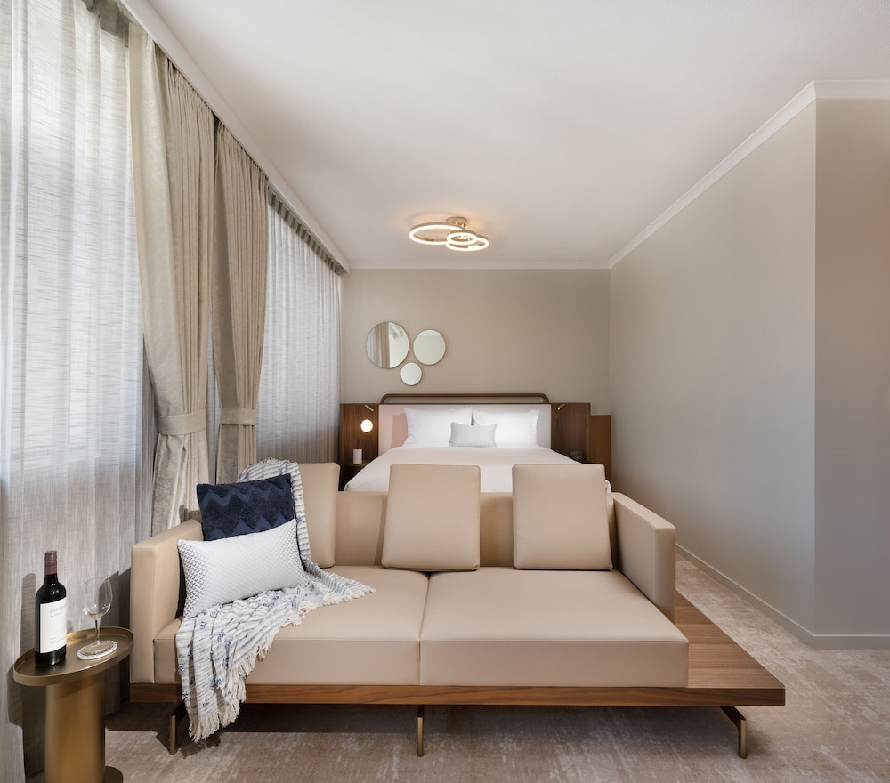 Studio Suite, photo 7