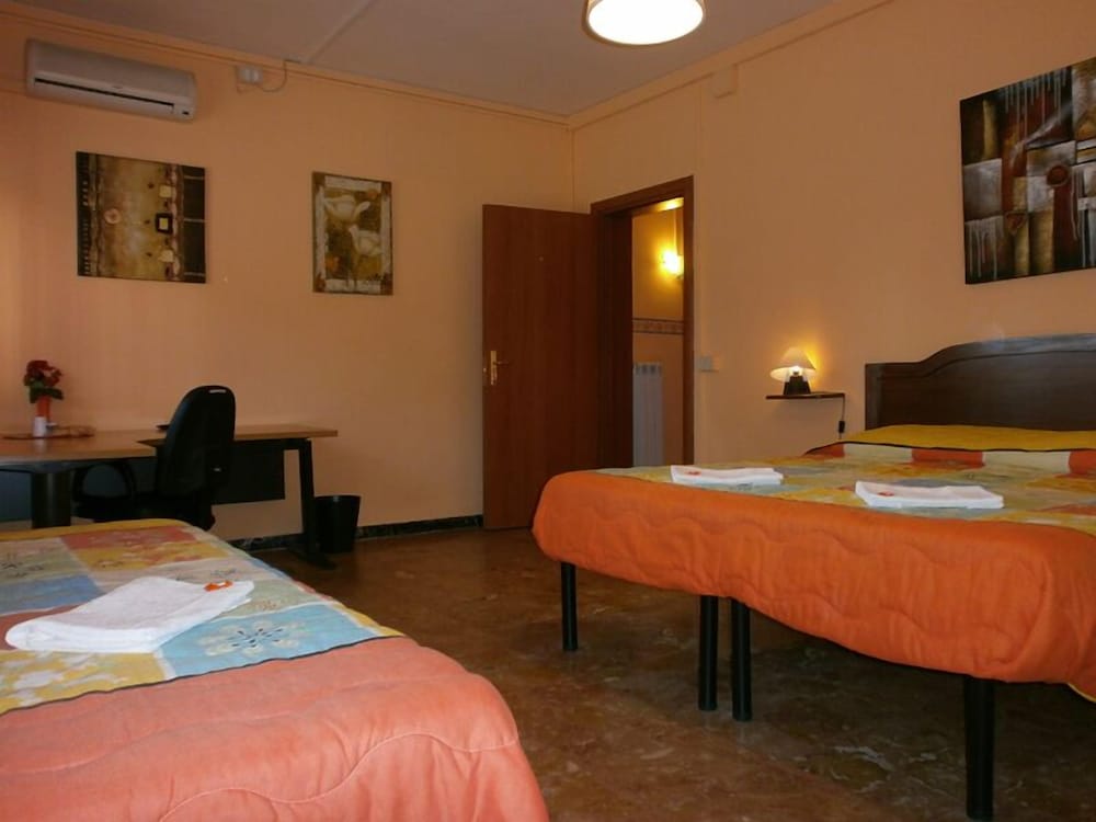 Quadruple Room, Ensuite photo 1