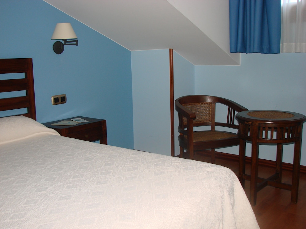 Standard Double Room (Habitacion doble cama matrimonial) photo 3