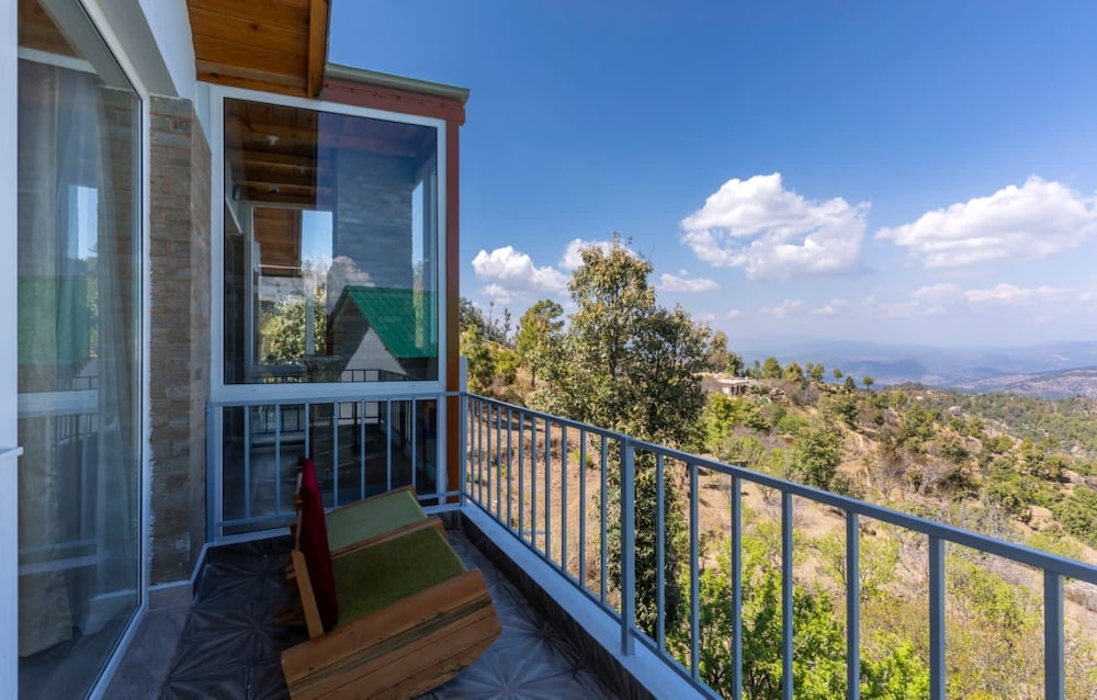 Parijat Suite Himalayan View with Balcony photo 2