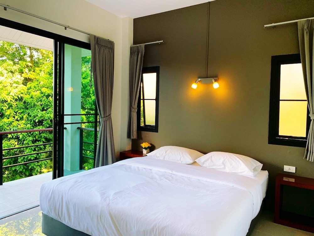 Superior Bungalow with Air Condition photo 1