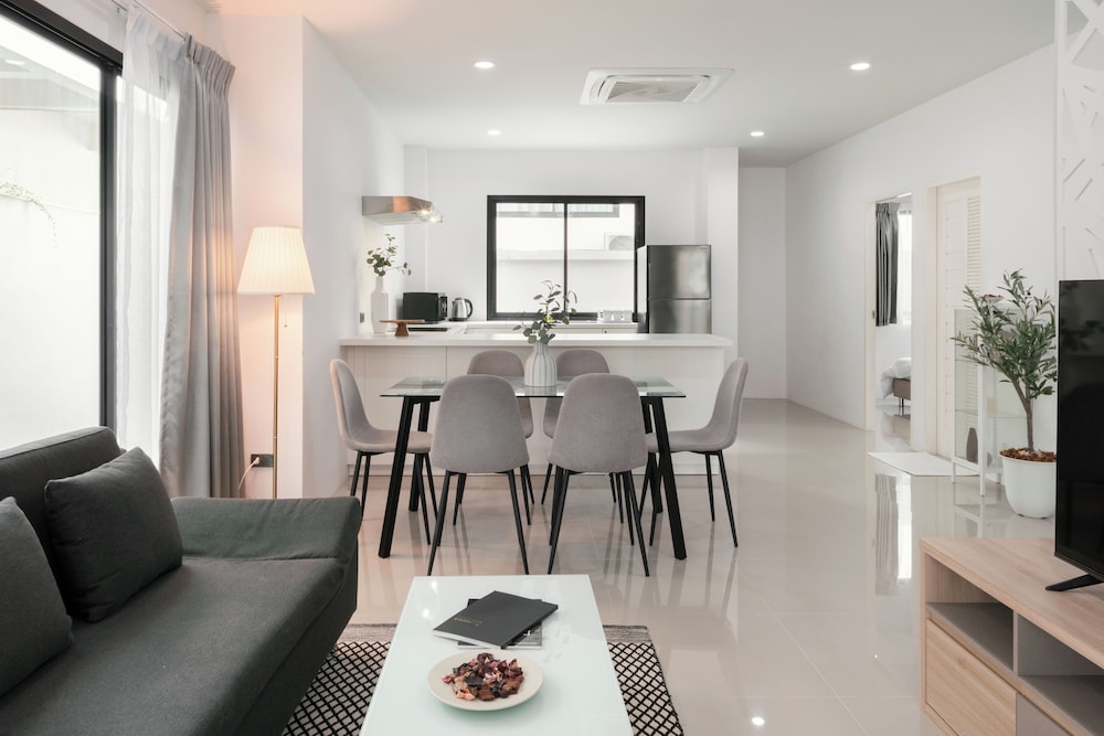 Executive Duplex photo 3