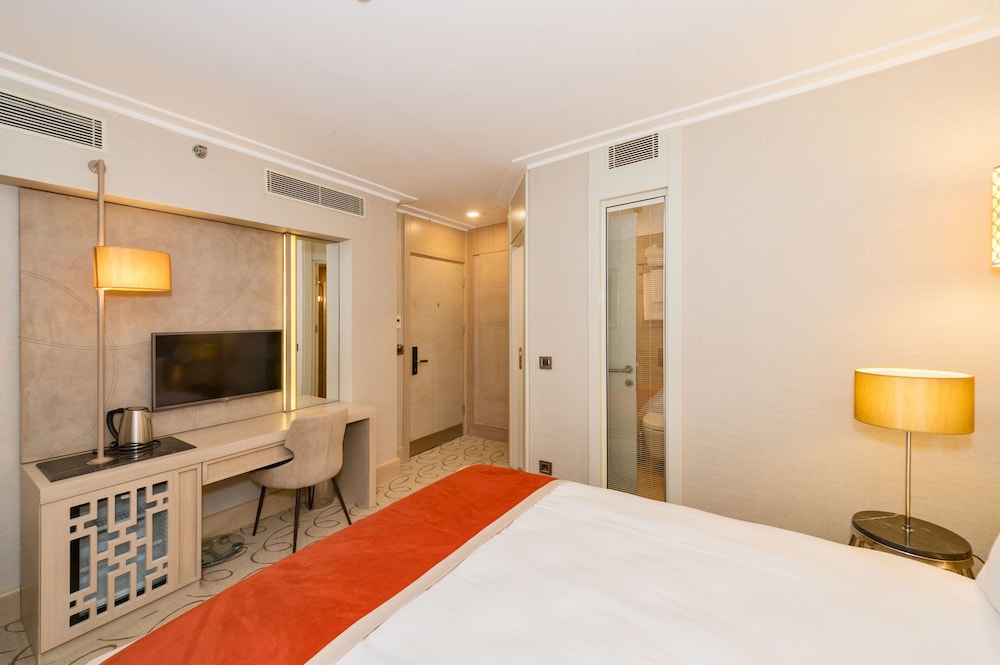 Economy Double Room photo 1