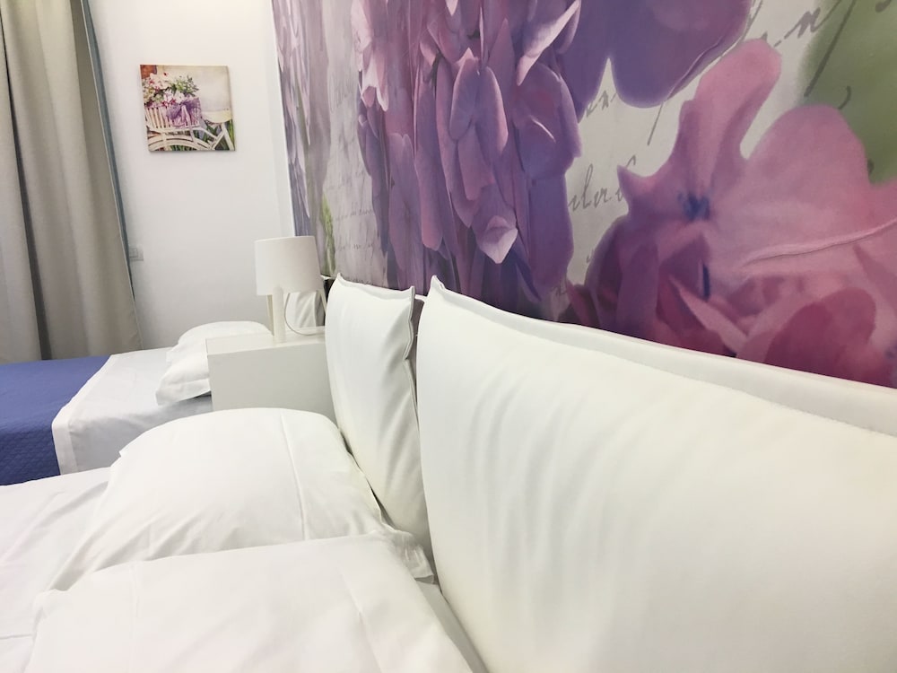 Deluxe Quadruple Room photo 2