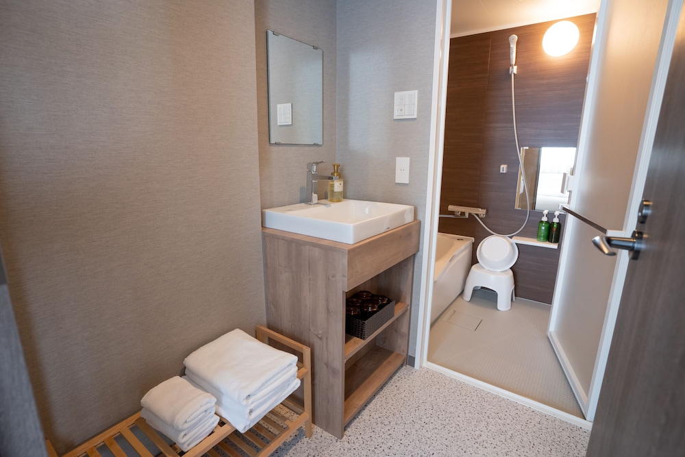 Deluxe Twin Room, Non Smoking - Photo 6
