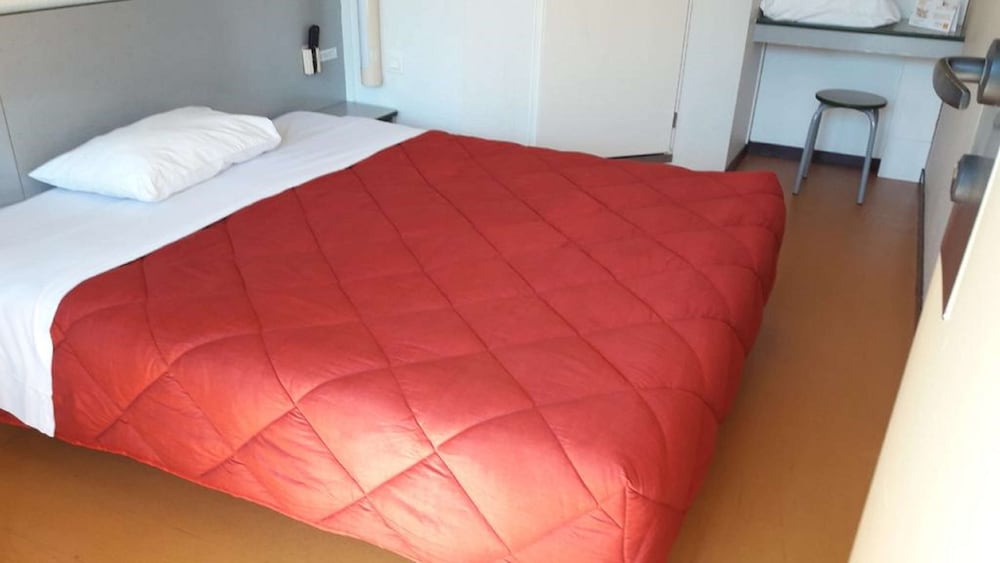Standard Room, 1 Double Bed - Photo 3
