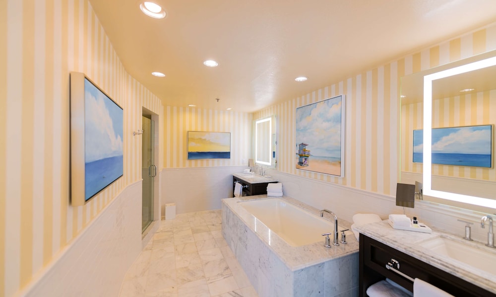 Suite (Del Mar) - Photo 9
