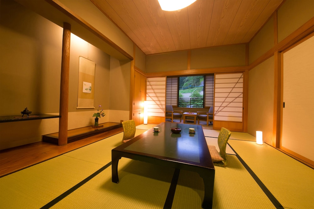 Japanese Style Room (Shirakikan) photo 1