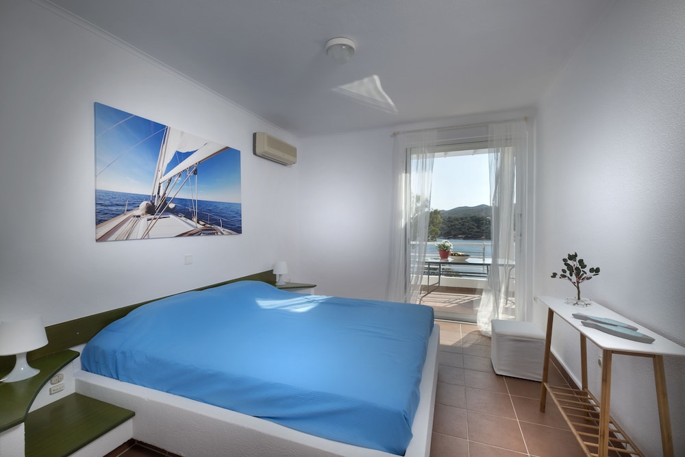 Deluxe Apartment, Sea View photo 1