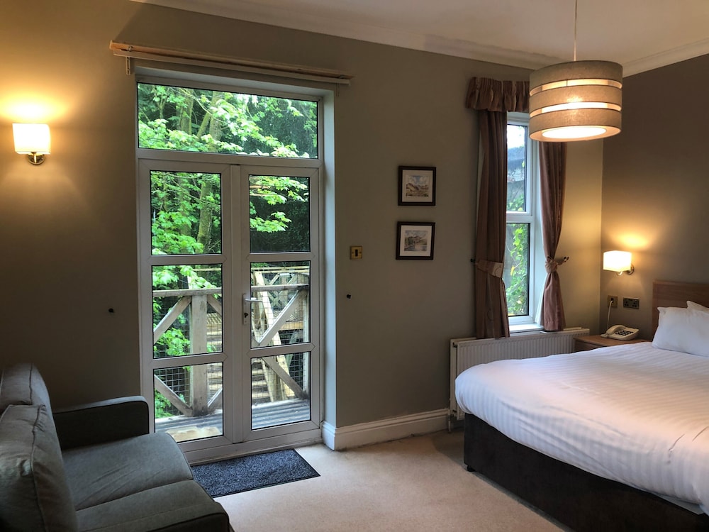 Standard Double Room, Roll-in Shower photo 2