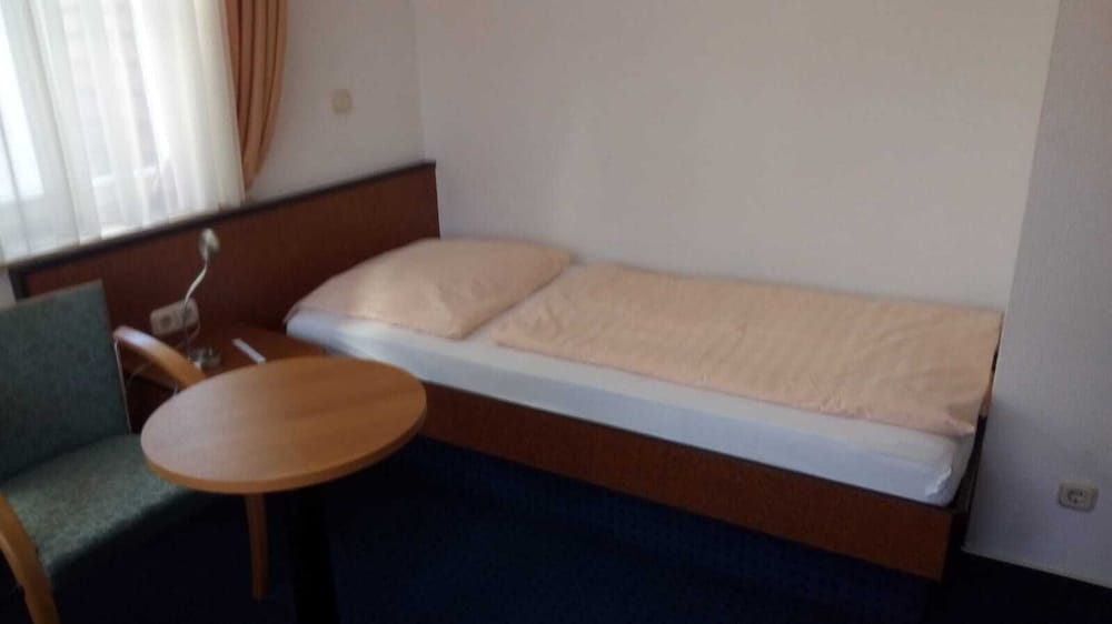 Single Room photo 1