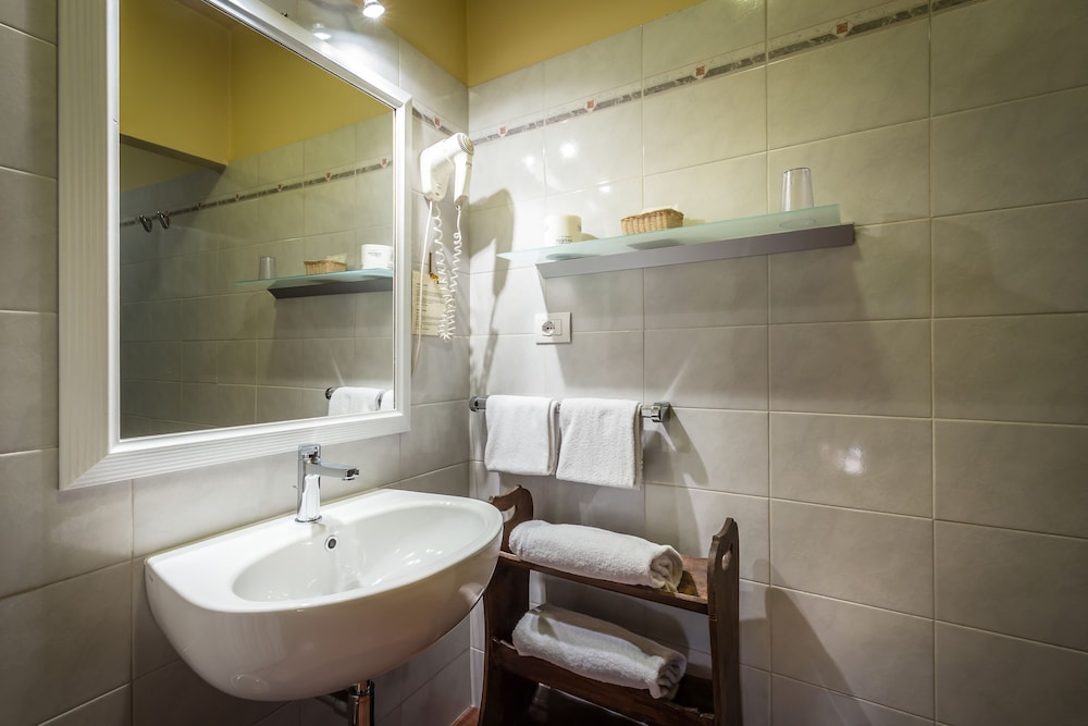 Single Room photo 3