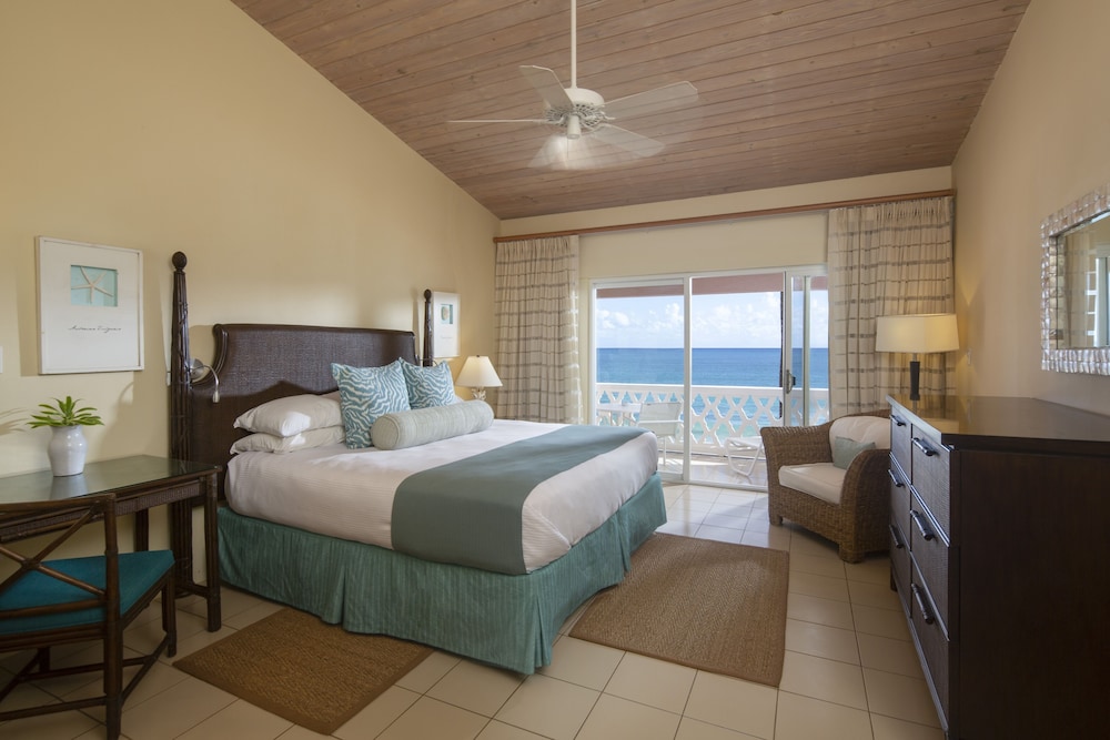 Deluxe Room, Beach View photo 2