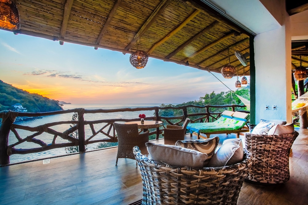 New Tower-hawk Love Nest Ocean View