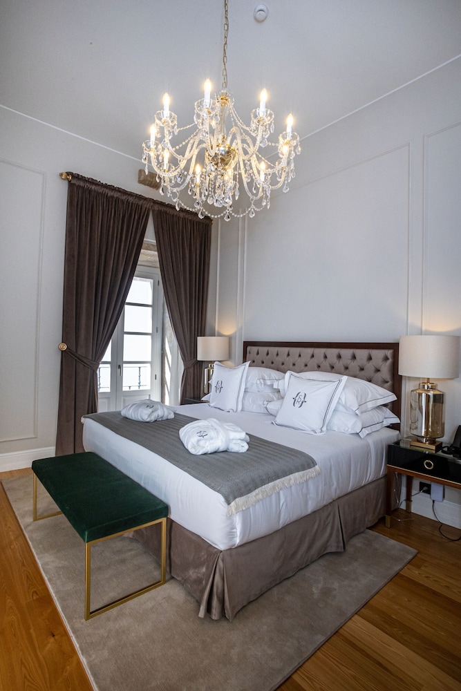 Solar do Requeijo Master Suite - Photo 2