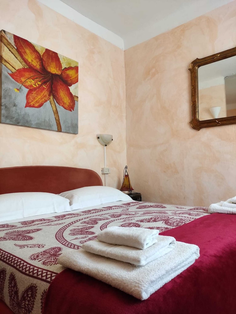 Classic Triple Room, 1 Bedroom photo 1