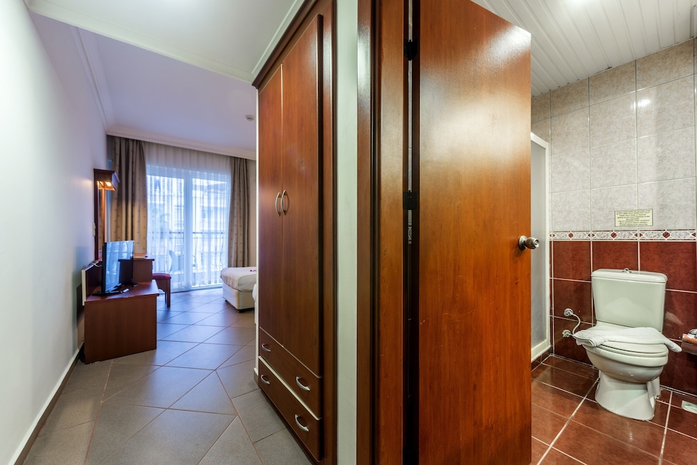 Economy Double Room, 1 Double Bed, Balcony