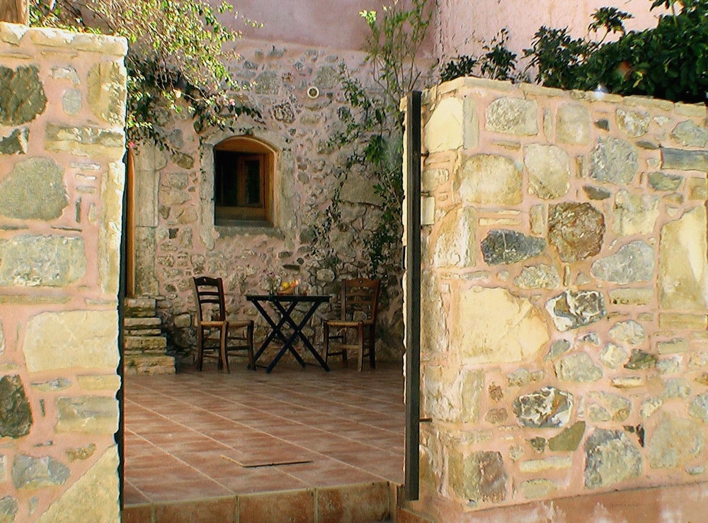 Family House, 2 Bedrooms, Sea View photo 3