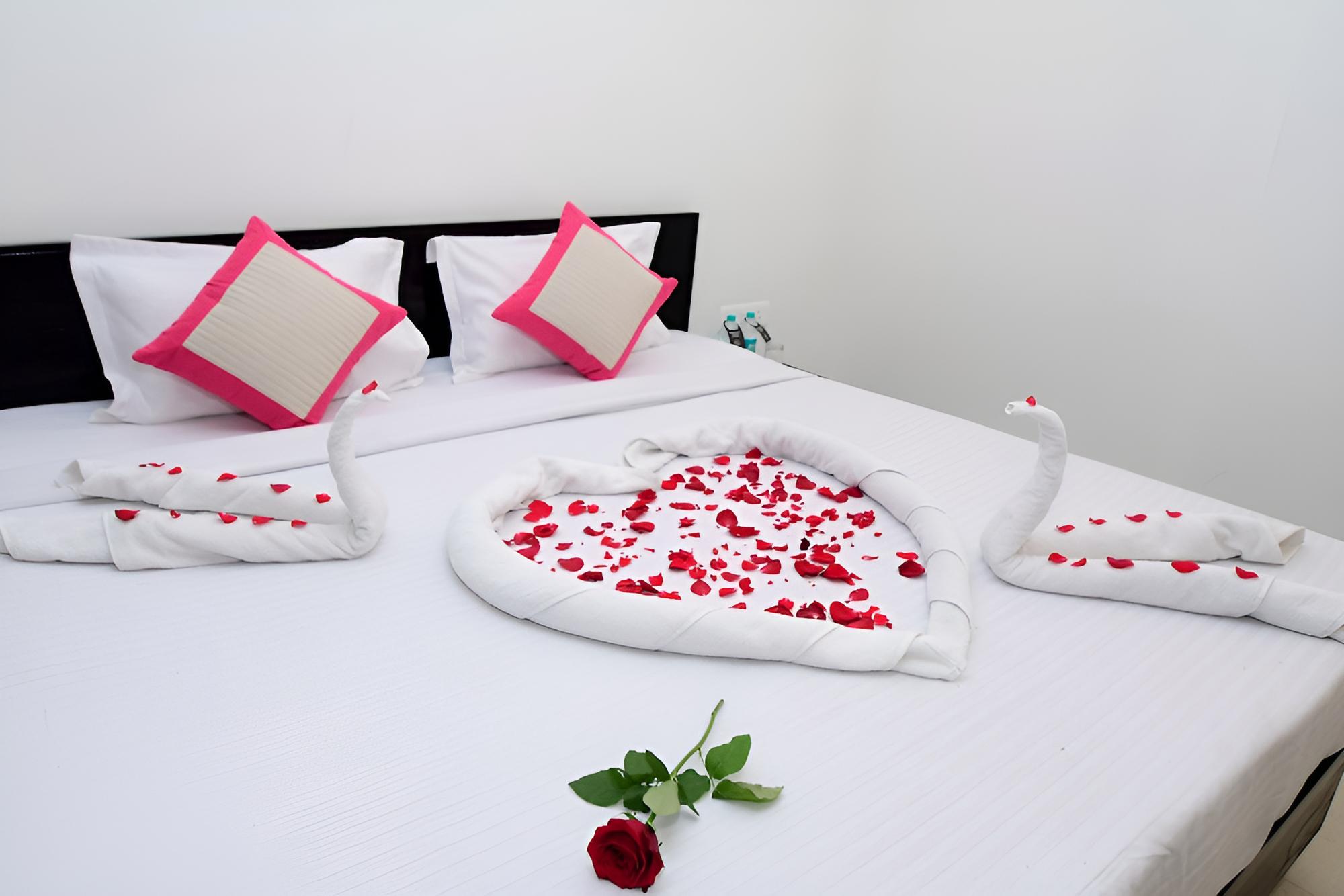 Deluxe Double Room - Photo 10