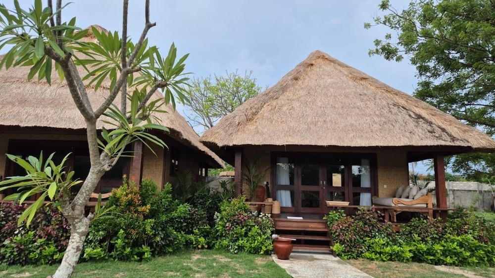 Lake View Villa photo 2