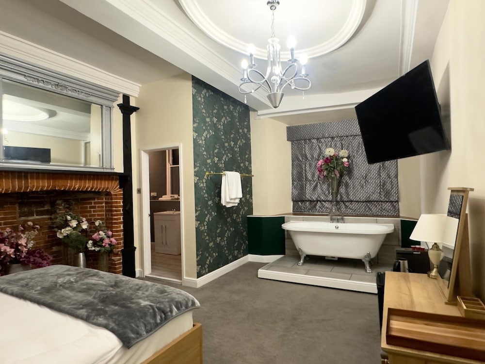 Double Room, Ensuite - Photo 1