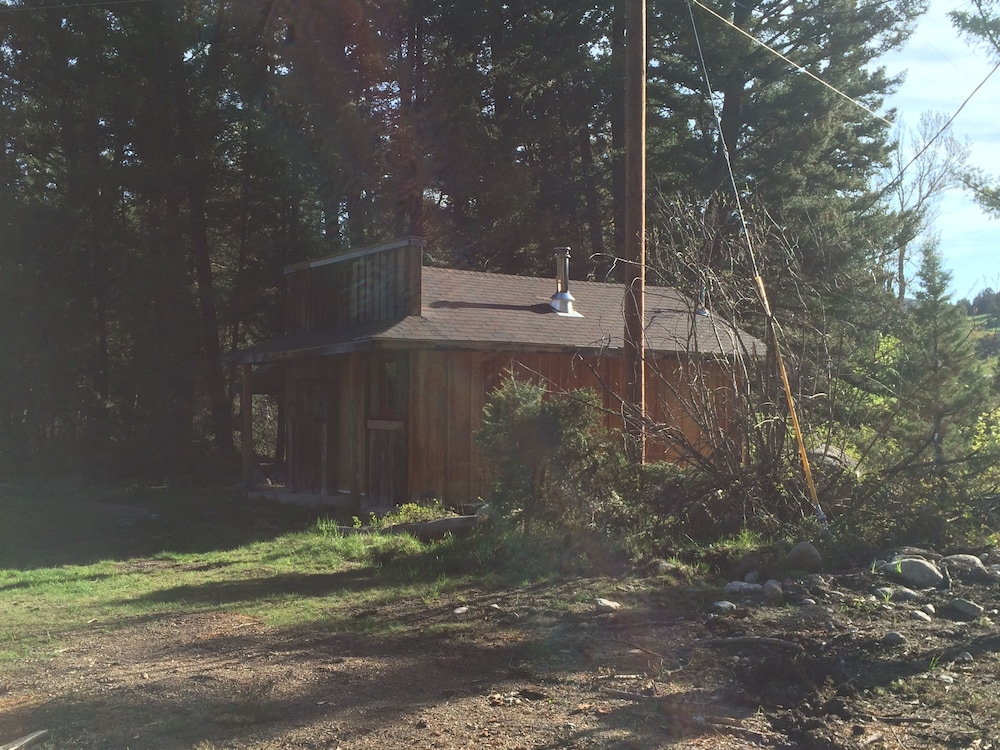 The Creekside photo 2