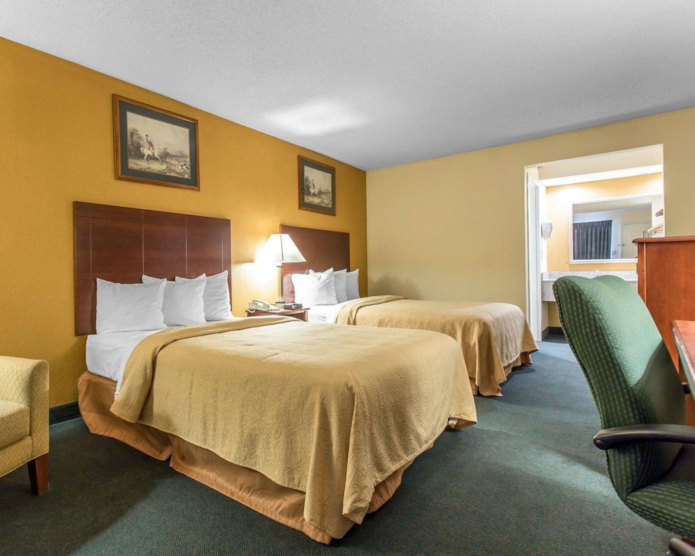 Standard Double Room, 2 Double Beds, Non Smoking photo 2