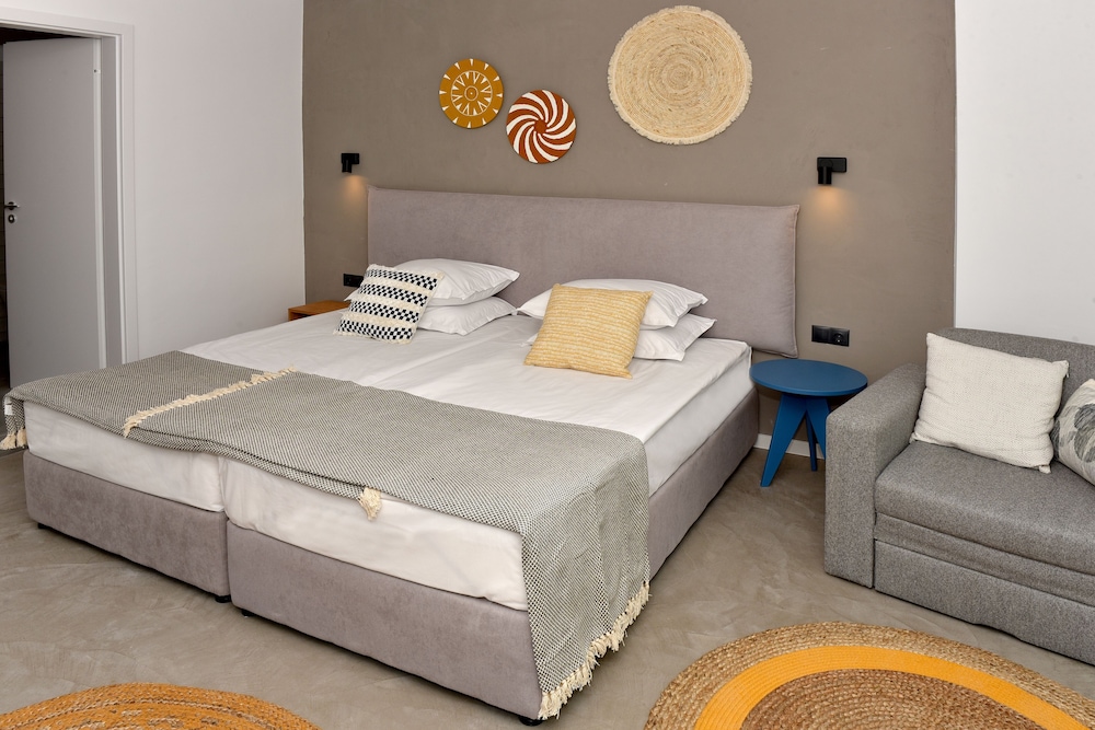 Double or Twin Room, Balcony, Park View