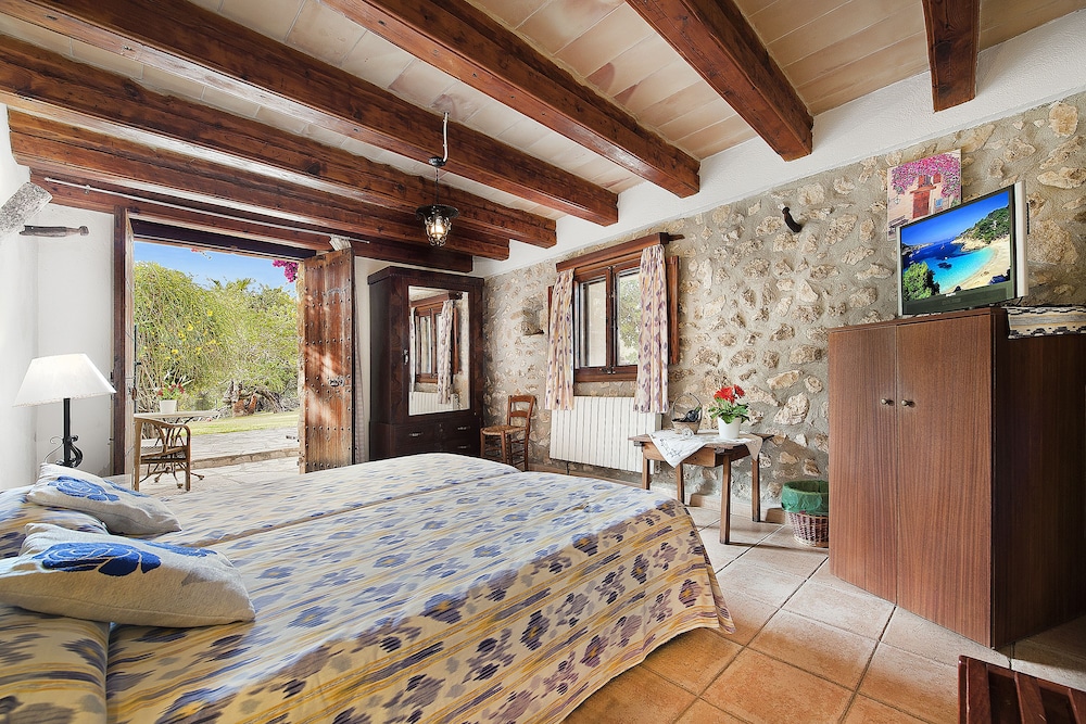 Double Room Single Use, Private Bathroom