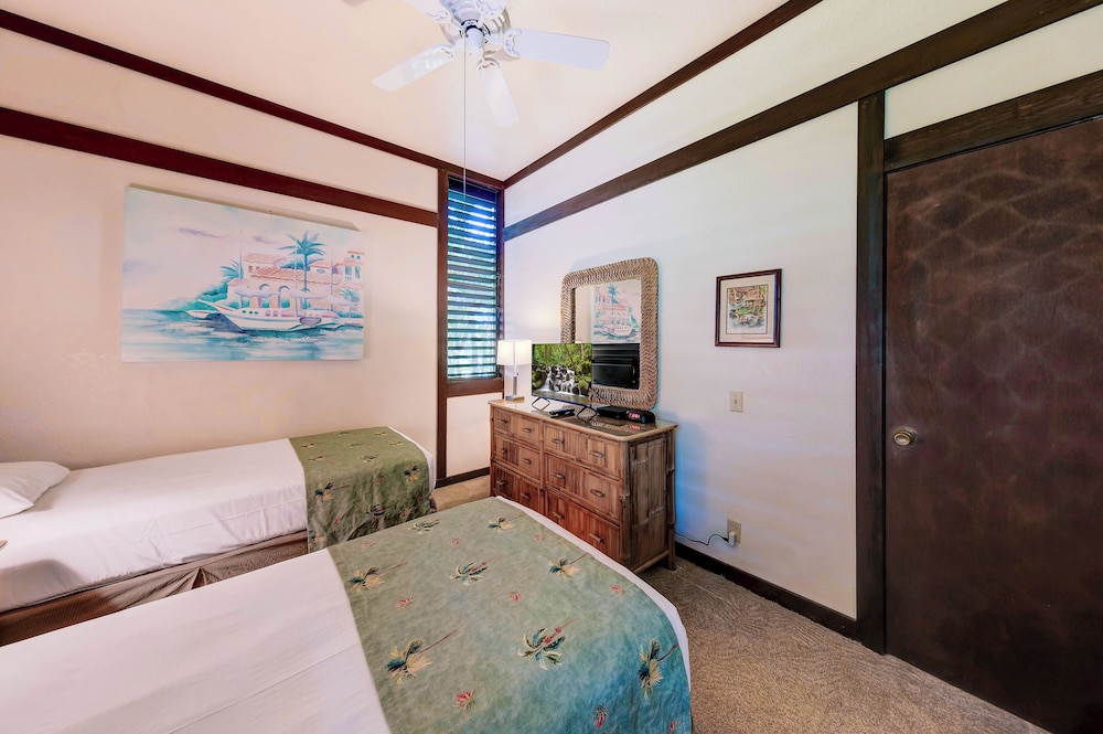 Royal Condo, 2 Bedrooms, Garden View