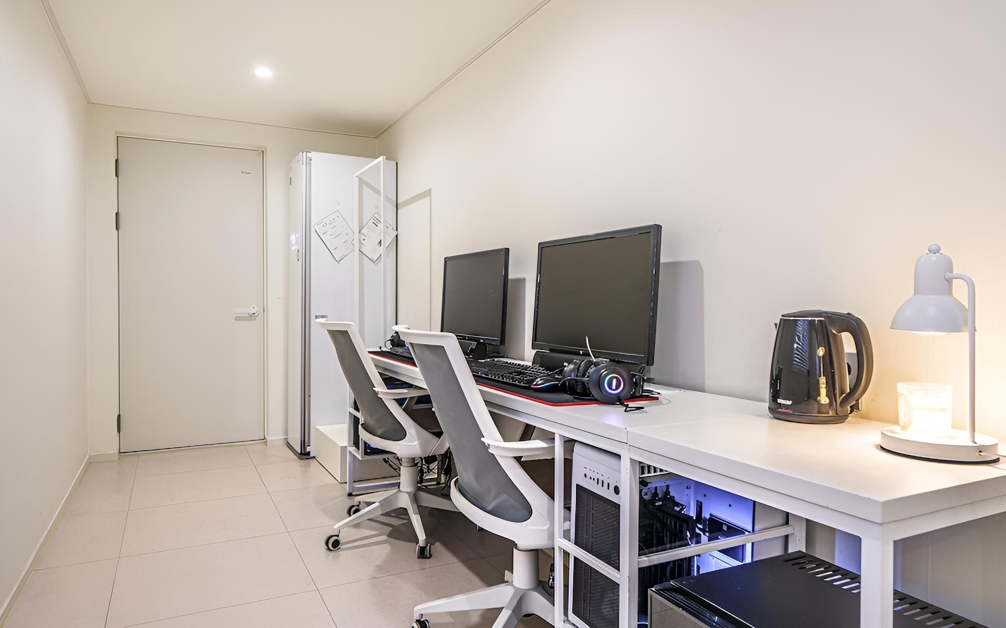 Room (Premium content (PC room) (with style) - Photo 5